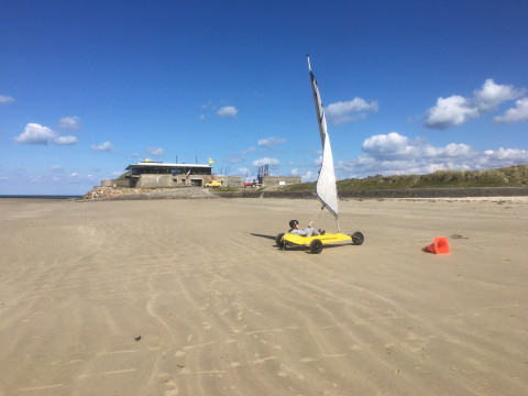 Bon cadeau pour un cours de char à voile